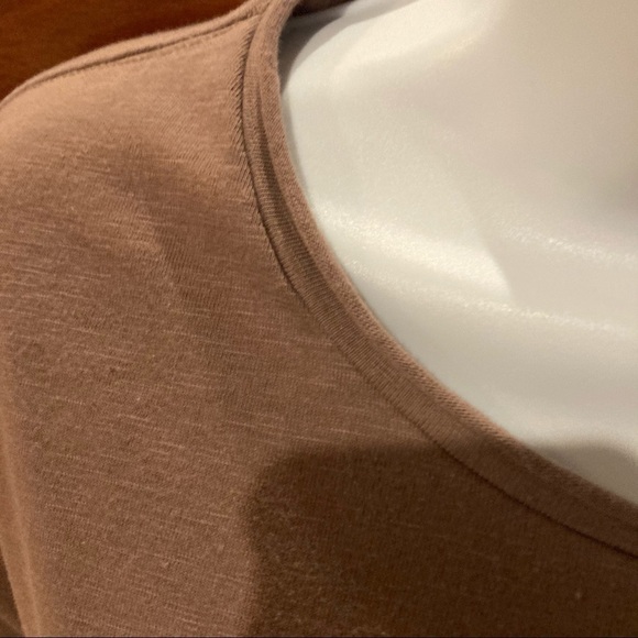 Forever 21 Men's Long Sleeve Tshirt - Picture 3 of 4